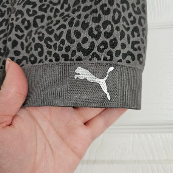Puma Cheetah Print Gray/Black Women's Sports Bra Size M Crisscross Back - Picture 3 of 6